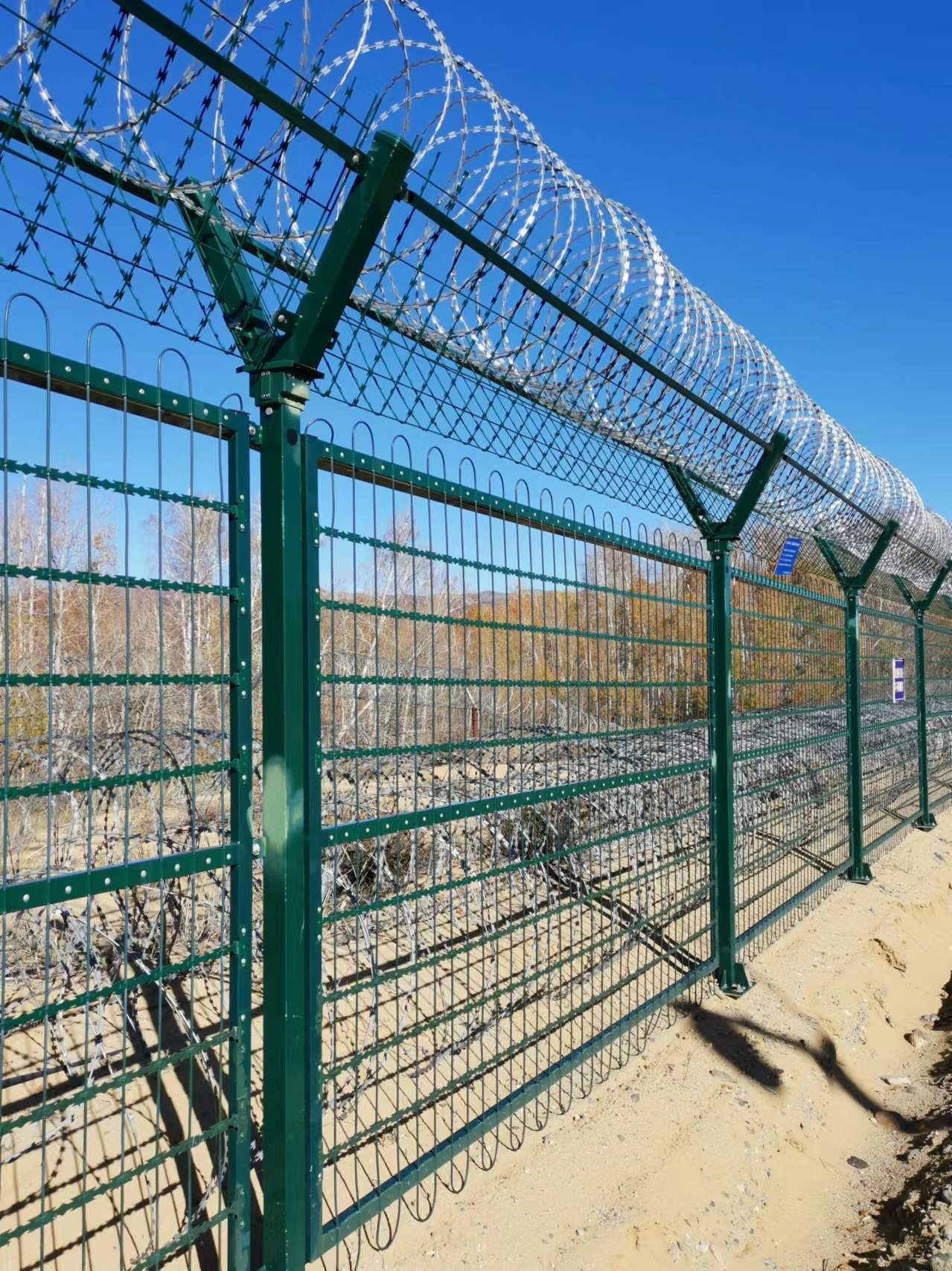 ����Χ�����������������������ڵأ�